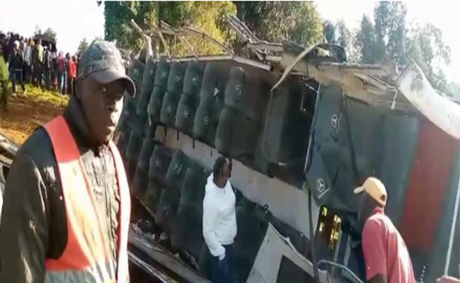 ഖത്തറിൽ നിന്നും പോയ വിനോദയാത്രാ സംഘം കെനിയയിൽ അപകടത്തിൽ പെട്ട് ആറ് പേർ മരിച്ചു, മലയാളികളും ഉൾപെട്ടതായി വിവരം