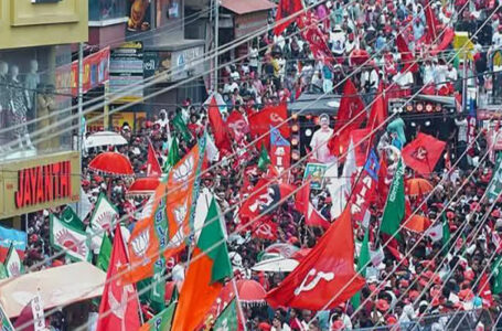 നിലമ്പൂരിനെ ഇളക്കിമറിച്ച് കൊട്ടിക്കലാശം; ഇനി നിശബ്ദപ്രചാരണത്തിന്റെ മണിക്കൂറുകള്‍