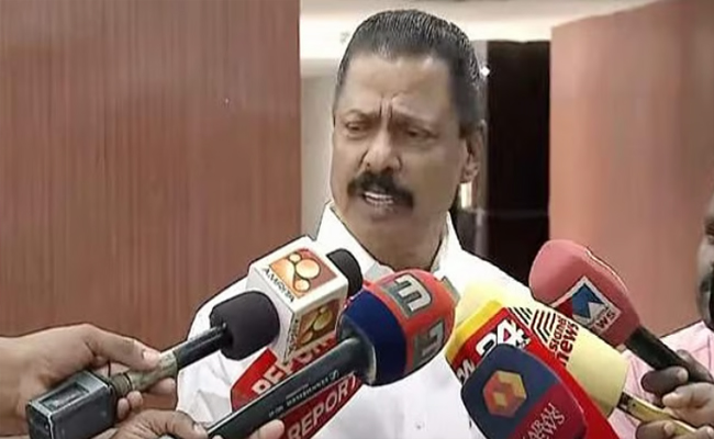 അന്‍വര്‍ യൂദാസ് തന്നെ; യുഡിഎഫിലേക്ക് പോകാനാണ് ഇടുതുമുന്നണിയെ ഒറ്റിയത്; മൂന്നാം ടേമിലേക്കുള്ള നാഴികകല്ലാവും നിലമ്പൂര്‍ വിജയം’