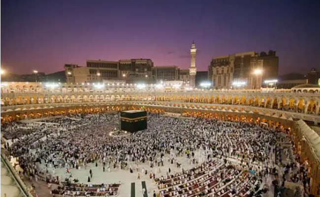 സംസ്ഥാന ഹജ്ജ് കമ്മിറ്റി മുഖേന ഹജ്ജിന് പോയവരുടെ മടക്കയാത്ര ബുധനാഴ്ച മുതൽ; ഒരുക്കങ്ങൾ വിലയിരുത്തി എയർപോർട്ട് ഏജൻസികളുടെ യോഗം, ഹജ്ജിന് സൗദിയിലെത്തിയ തീർത്ഥാടകരിൽ 8 പേര്‍ മരണപെട്ടു.