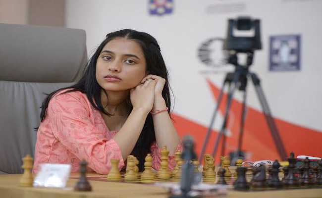 ചെസിൽ പുതു ചരിത്രം; വനിതാ ചെസ് ലോക ചാംപ്യനായി ഇന്ത്യയുടെ ദിവ്യ ദേശ്‌മുഖ്