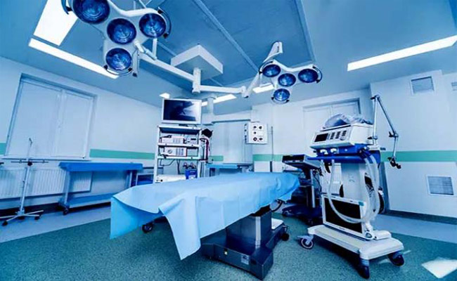 ആറ് കോടിയോളം രൂപയുടെ ഇന്‍ഷുറന്‍സ് തുക അടിച്ചു മാറ്റാന്‍ ഡോക്ടറുടെ കടുംകൈ; സ്വന്തം കാലുകള്‍ മുറിച്ചു മാറ്റി