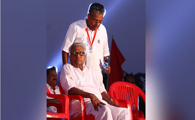 ഉജ്ജ്വല സമരപാരമ്പര്യത്തിന്റെയും അസാമാന്യമായ നിശ്ചയദാർഢ്യത്തിന്റെയും പ്രതീകം-മുഖ്യമന്ത്രി പിണറായി വിജയന്‍, വിഎസിനെ അനുസ്മരിച്ച് രാഷ്ട്രപതിയും പ്രധാനമന്ത്രിയും, നേതാക്കളുടെ പ്രതികരണങ്ങളിലൂടെ