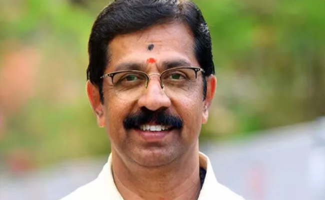 ഭർത്താവ് ഉപേക്ഷിച്ച എന്നെ ലൈംഗികമായി പീഡിപ്പിക്കാൻ ശ്രമിച്ചു’; കൃഷ്ണകുമാറിനെതിരായ പരാതിയുടെ പകർപ്പ് പുറത്ത്, പരാതി മുക്കിയത് ബി.ജെ.പി, ആർ.എസ്.എസ് നേതൃത്വങ്ങൾ ചേർന്നെന്ന് സൂചന.