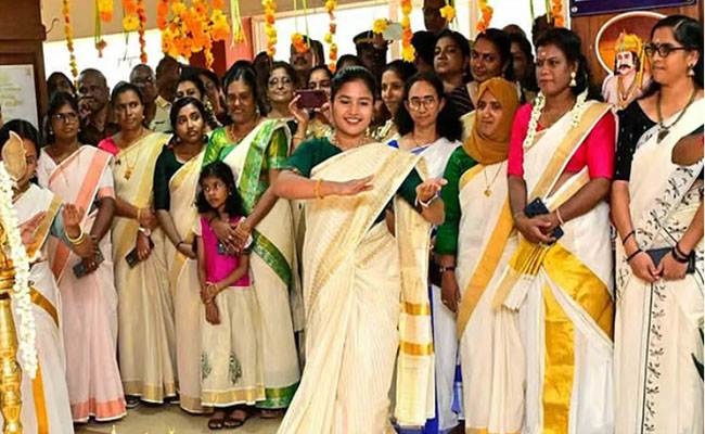 ഓണം കളറാണ്, കലക്ടറുടെ തിരുവാതിര ചുവടും, വടംവലി മത്സരവും.