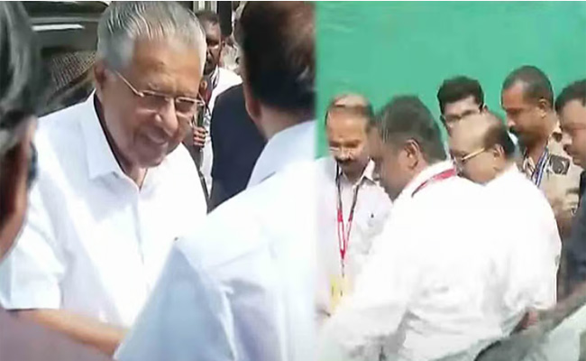 മുഖ്യമന്ത്രിയും വെള്ളാപ്പള്ളിയും എത്തിയത് ഒരേ കാറില്‍, അയ്യപ്പ സംഗമത്തിന് തുടക്കം