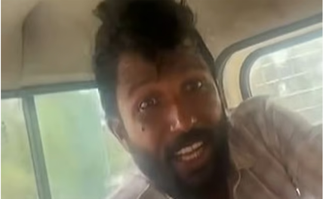 പൊതു സ്ഥലത്ത് യുവതിയെ കടന്നു പിടിച്ചു, പൊലീസിനേയും ആക്രമിച്ചു; മദ്യ ലഹരിയിൽ സർക്കാർ ഉദ്യോ​ഗസ്ഥന്റെ പരാക്രമം, അറസ്റ്റ്