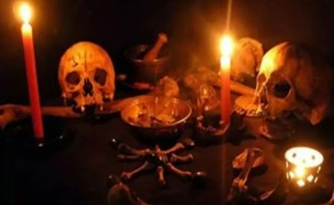 മുടിയഴിച്ച് വീടിന്റെ മുറ്റത്ത് ഇരിക്കാന്‍ പറഞ്ഞു’, മന്ത്രവാദത്തിന് തയ്യാറായില്ല; യുവതിയുടെ മുഖത്ത് തിളച്ച മീന്‍കറി ഒഴിച്ചു പൊള്ളിച്ച് ഭര്‍ത്താവ്