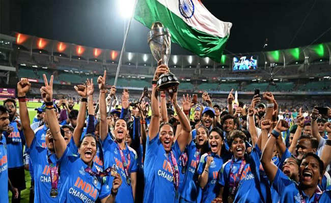 ബിസിസിഐയുടെ 51 കോടി, ഐസിസിയുടെ 40 കോടി! ഇന്ത്യന്‍ ടീമിന് സമ്മാനപ്പെരുമഴ