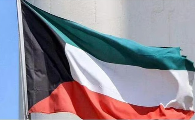 വിസ ഫീസ് നിരക്ക് വർധിപ്പിക്കാൻ ഒരുങ്ങി കുവൈത്ത്