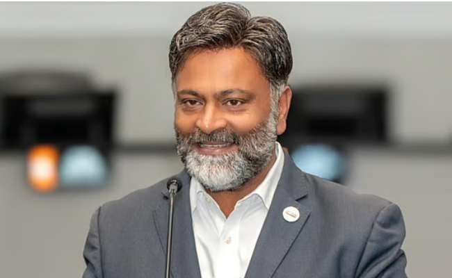 മിസോറി മേയറായി വീണ്ടും മലയാളി റോബിന്‍ ഇലക്കാട്ട്; ഹാട്രിക് വിജയം