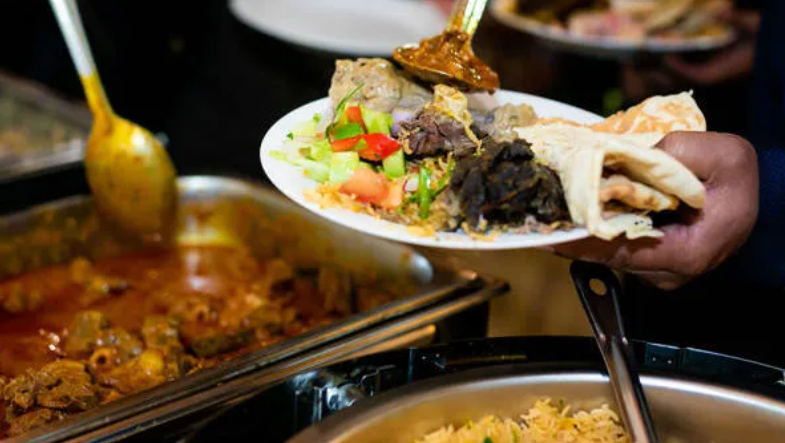 ചിക്കൻ ഫ്രൈയുടെ പേരിൽ കല്യാണ വീട്ടിൽ കൂട്ടത്തല്ല്; ഒരാൾ ഗുരുതരാവസ്ഥയിൽ