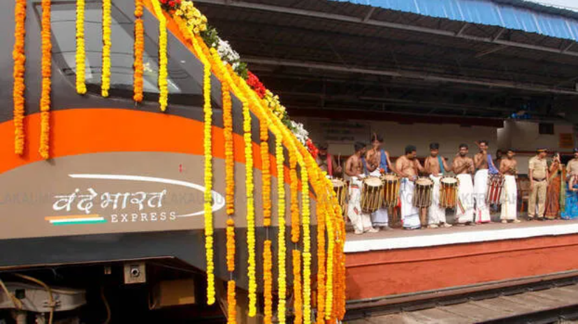 ബംഗളൂരു വന്ദേഭാരതിൽ റെയിൽവെയുടെ പദ്ധതി മറ്റൊന്നായിരുന്നു, ആ റൂട്ട് വെട്ടി; യാത്രക്കാർ ഇനിയും കാത്തിരിക്കണം