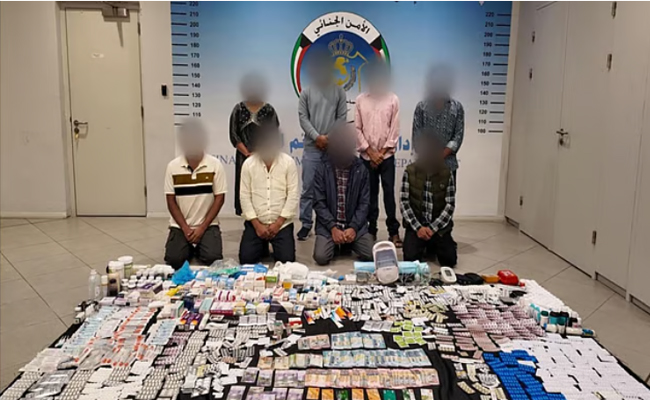 അ​ന​ധി​കൃ​ത ക്ലി​നി​ക്: നാല് ഇന്ത്യക്കാരടക്കം എട്ട് പ്രവാസികൾ കുവൈത്ത് പൊലീസിന്റെ പിടിയിൽ