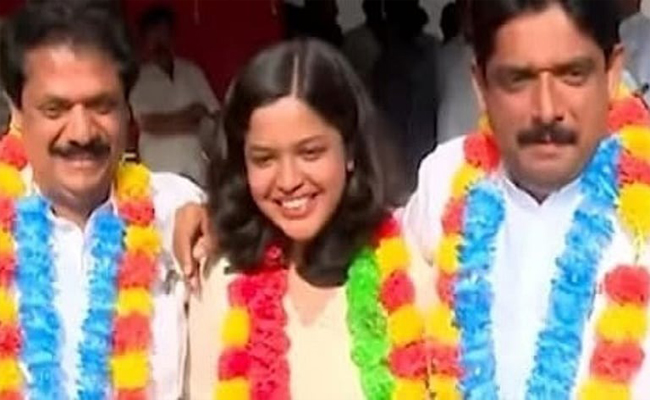 പാലായെ നയിക്കാന്‍ 21 കാരി; രാജ്യത്തെ ഏറ്റവും പ്രായം കുറഞ്ഞ മുന്‍സിപ്പല്‍ ചെയര്‍പേഴ്‌സണ്‍; പുളിക്കകണ്ടം കുടുംബത്തിന്റെ പിന്തുണ യുഡിഎഫിന്