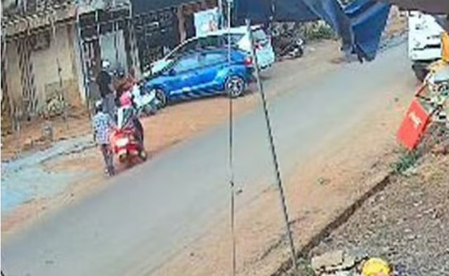 പ്രായപൂര്‍ത്തിയാകാത്ത കുട്ടി സ്‌കൂട്ടര്‍ ഓടിച്ചില്ല, കള്ളക്കേസ് തെളിയിച്ച് സഹോദരി; എസ്‌ഐയ്‌ക്കെതിരെ നടപടി