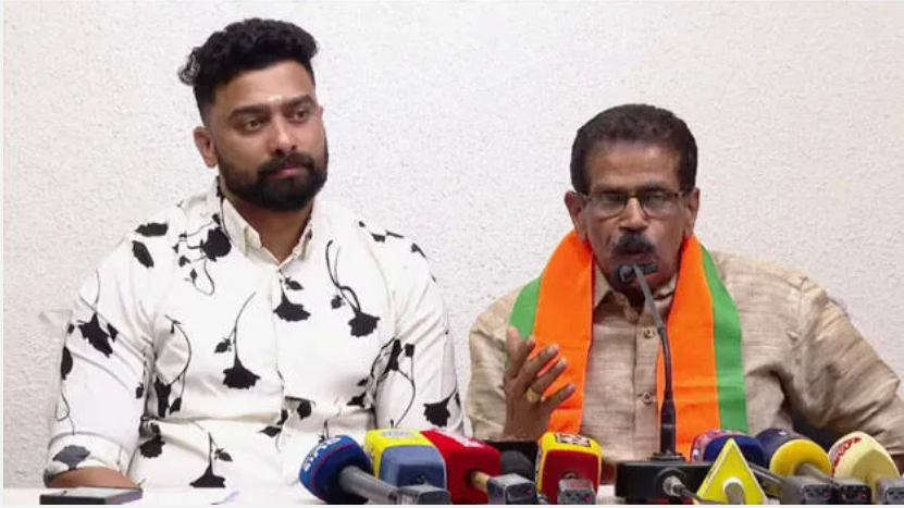 ‘മോദിയുടെ  പുസ്‌തകം  വായിച്ച് ഞാൻ ബിജെപിയായി’; പാർട്ടി മാറിയത് സിപിഎം  പഞ്ചായത്ത്  പ്രസിഡന്റ്  