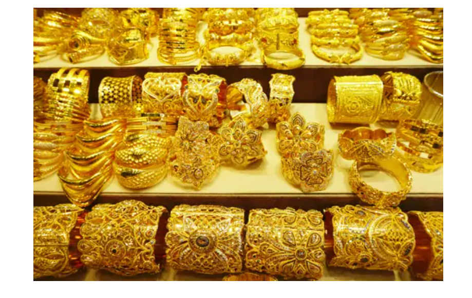 എന്തുകൊണ്ടാണ് സ്വര്‍ണ വില ഇത്രയും കൂടിയത്? ബാങ്കുകളുടെ പങ്കും ചെറുതല്ല