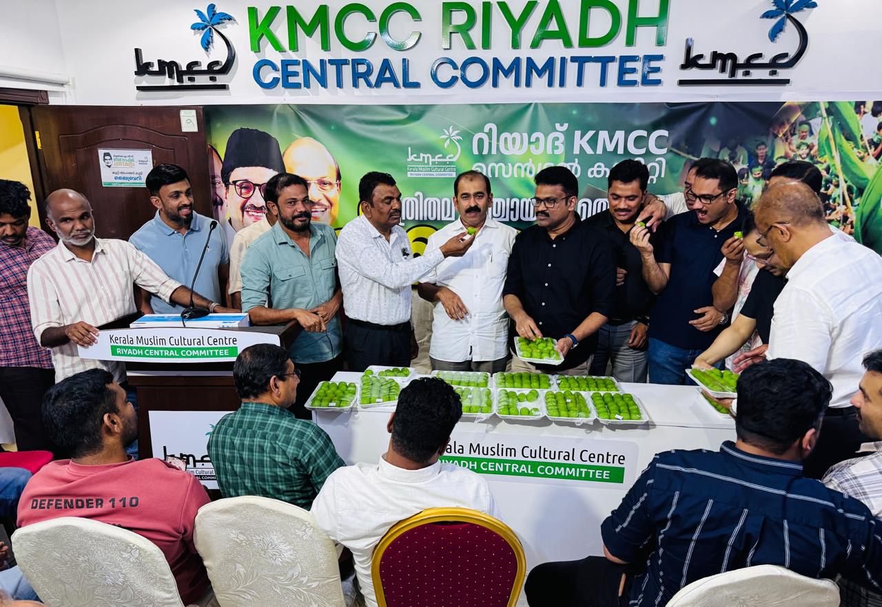 യുഡിഎഫ് ,മിന്നും ജയം :റിയാദിൽ കെഎംസിസി പ്രവർത്തകർ ആഘോഷമാക്കി