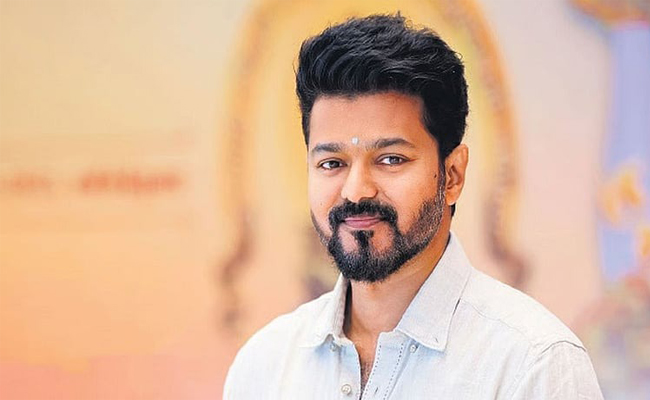 കേരളത്തിൽ ‘ദളപതി’ തരംഗമുണ്ടാക്കാൻ കോൺഗ്രസ്; വിജയ്‌യെ പ്രചാരണത്തിനിറക്കാൻ നീക്കം!