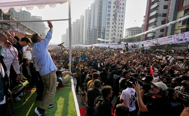 അതിർത്തിയിൽ ‘ജമാഅത്തെ’ ഉണർവ്; ഇന്ത്യ സൂക്ഷ്മമായി നിരീക്ഷിക്കുന്ന പുതിയ രാഷ്‌ട്രീയമാറ്റം; അവാമി ലീഗിന്റെ അന്ത്യവും ബി.എൻ.പിയുടെ തിരിച്ചുവരവും; ദക്ഷിണേഷ്യൻ രാഷ്ട്രീയത്തിലെ പുതിയ വഴിത്തിരിവ്.