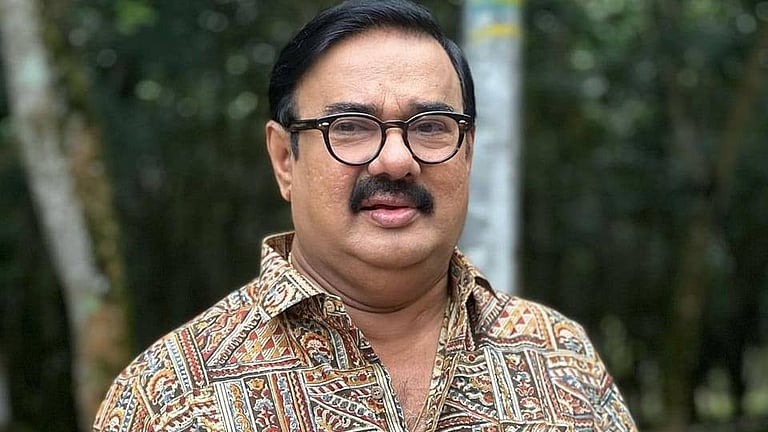 യുവാക്കളെ കാറിടിച്ചു തെറിപ്പിച്ച സംഭവം: നടൻ മണിയൻപിള്ള രാജു അറസ്റ്റിൽ