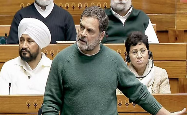 ഭാരത മാതാവിനെ വിറ്റു, സര്‍ക്കാര്‍ എല്ലാം അടിയറവു വെച്ചു’; യുഎസ്‌ വ്യാപാര കരാറിനെതിരെ രാഹുല്‍ ഗാന്ധി