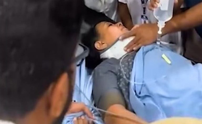 ‘ഡിസ്ചാര്‍ജ് സമയം പത്തു മണി; പുലര്‍ച്ചെ നാലിന് ആരോടും പറയാതെ എഴുന്നേറ്റ് കുളിച്ച് ആരോഗ്യമന്ത്രി സ്വന്തം കാറില്‍ തിരുവനന്തപുരത്തേക്ക് പോയി’ മന്ത്രിയുടെ മടക്കത്തിൽ അന്വേഷണം വേണമെന്ന് അബിൻ വർക്കി” നാടകം പൊളിഞ്ഞെന്ന് യൂത്ത് കോൺഗ്രസ്; മന്ത്രിക്കു വേണ്ടി എയർ ആംബുലൻസ് പോലും നൽകിയില്ലെന്ന് രാഹുൽ മാങ്കൂട്ടത്തിൽ”