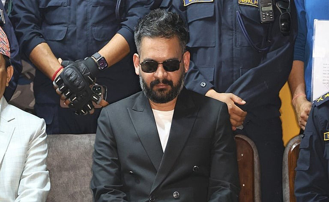 നേപ്പാളിൽ ‘ബാലേൻ’ തരംഗം; കമ്യൂണിസ്റ്റ് കോട്ടകൾ തകർത്ത് മുൻ റാപ്പർ ബാലേന്ദ്ര ഷാ പ്രധാനമന്ത്രി പദത്തിലേക്ക്