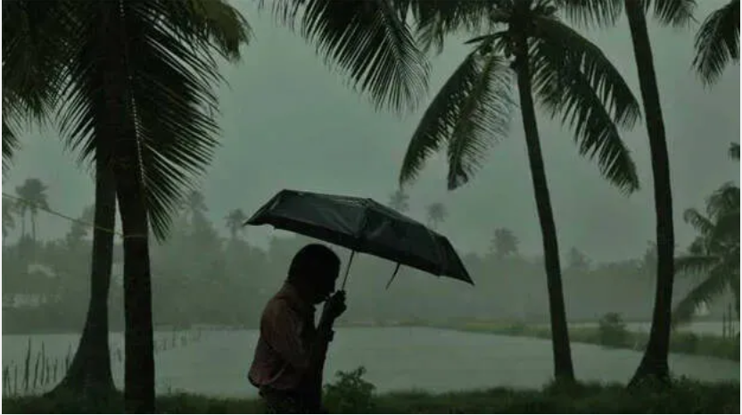 രാത്രി പുറത്തിറങ്ങുന്നവരുടെ ശ്രദ്ധയ്ക്ക്; കേരളത്തിലെ അന്തരീക്ഷം മാറും, ജാഗ്രതാ നിർദേശങ്ങൾ