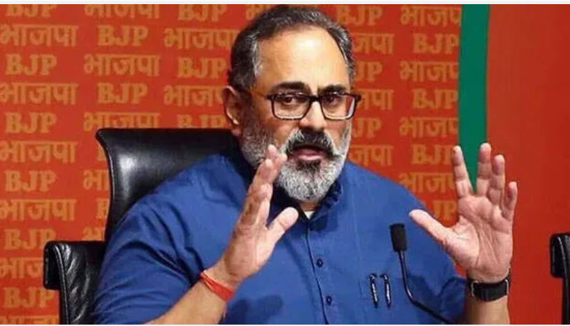 ‘രണ്ട് കൂട്ടരും മലയാളികള്‍ക്കൊപ്പമല്ല’, ‘ഗള്‍ഫ് രാജ്യങ്ങളെ ആക്രമിക്കുന്നവരെ പിന്തുണയ്ക്കുന്നത് അത്ഭുതപ്പെടുത്തുന്നു’