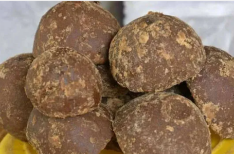 വിപണിയിൽ കൂടുതലും വ്യാജ ശർക്കര ; നല്ലത് ഇരുണ്ടതോ ഇളം നിറത്തിലുള്ളതോ?