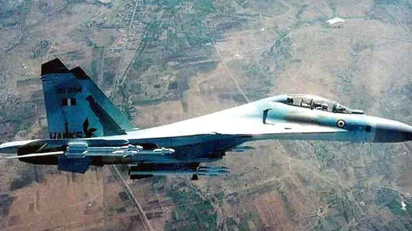 സുഖോയ് വിമാനം തകർന്നു ?,​ പൈലറ്റിനെ കാണാനില്ലെന്ന് റിപ്പോർട്ട്