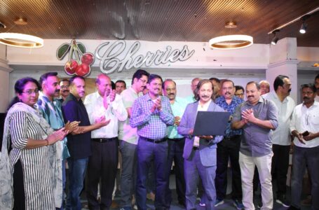 റിയാദിൽ തൃശ്ശൂർ ജില്ലാ പ്രവാസി കൂട്ടായ്മയുടെ ‘ഇഫ്താർ 2026’ ; ഡിജിറ്റൽ യുഗത്തിലേക്ക് ചുവടുവെച്ച് പുതിയ വെബ്‌സൈറ്റും പുറത്തിറക്കി