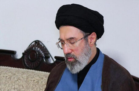 രക്തത്തിനു പ്രതികാരം ചെയ്യും, ഹോർമുസ് തുറക്കില്ല’; ആദ്യ സന്ദേശവുമായി മുജ്തബ ഖമേനി