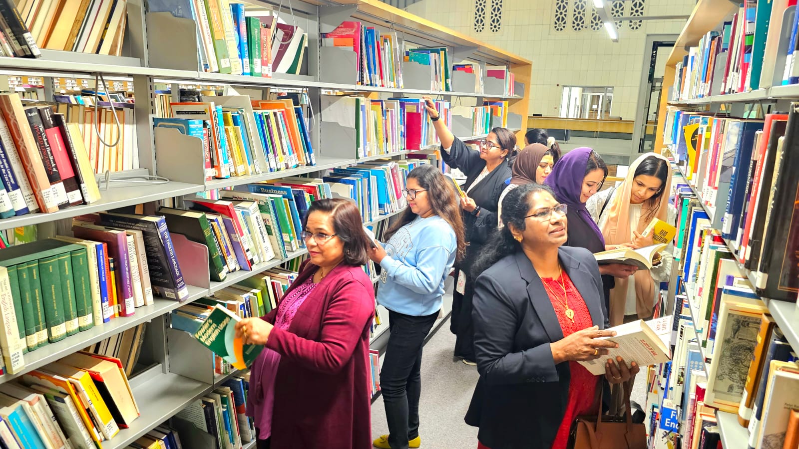 ലോക വനിതാ ദിനം: വായനയിലൂടെയുള്ള ശാക്തീകരണവുമായി വേൾഡ് മലയാളി ഫെഡറേഷൻ വനിതാ വിഭാഗം കിംഗ് ഫഹദ് ലൈബ്രറി സന്ദർശിച്ചു