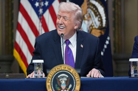 ഇറാൻ സംഘർഷം കടുക്കുന്നു: രഹസ്യാന്വേഷണ മേധാവികളുമായി ട്രംപ് കൂടിക്കാഴ്ച നടത്തി; എണ്ണവില 100 ഡോളർ കടന്നു