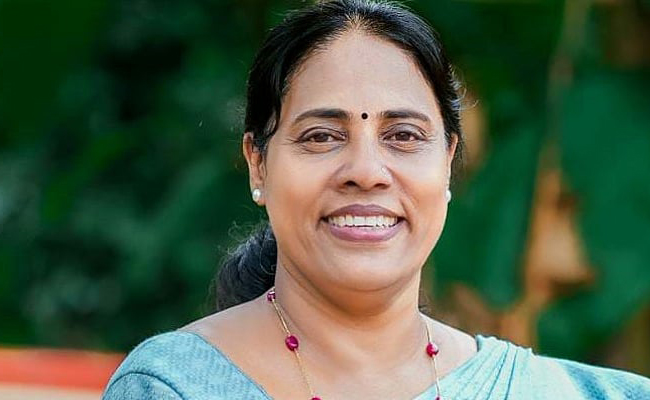 പാര്‍ട്ടിക്ക് മാപ്പെഴുതി നല്‍കി; ലാലി ജെയിംസിനെ കോണ്‍ഗ്രസില്‍ തിരിച്ചെടുക്കും