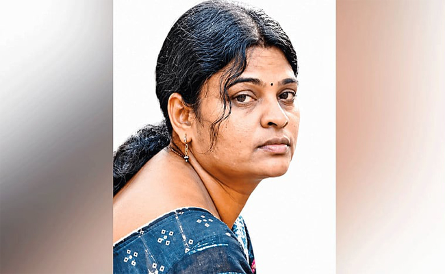 വിവാഹേതര ബന്ധം അറിഞ്ഞു; ഭര്‍ത്താവിനെ കൊല്ലാന്‍ സ്വര്‍ണം പണയം വച്ച് ക്വട്ടേഷന്‍; യുവതിയും കാമുകനും പിടിയില്‍