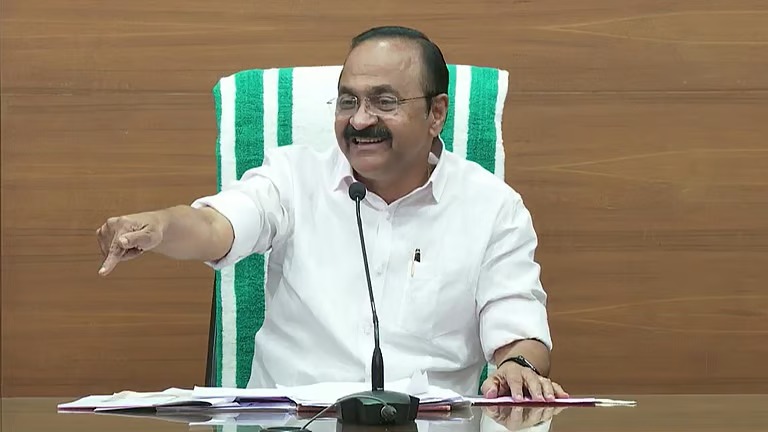 ഞാനായിരുന്നെങ്കില്‍ ‘മോനെവിടെ നിന്നാണ് വന്നത്?, മോന്റെ പേരെന്താണ്?’ എന്നു ചോദിച്ചു വിടുമായിരുന്നു