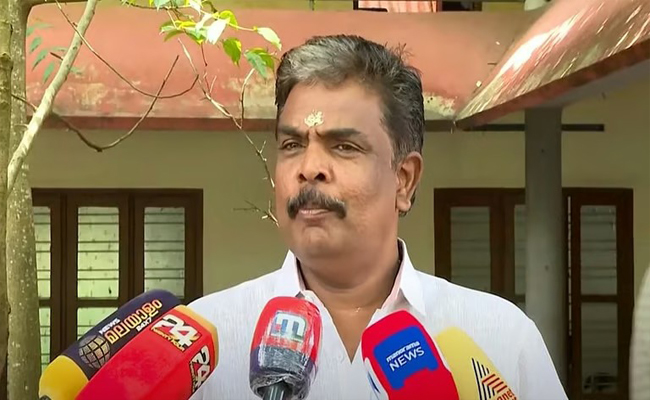 ശബരിമല സ്വര്‍ണക്കൊള്ളക്കേസ് പ്രതി മുരാരി ബാബു അന്തരിച്ചു