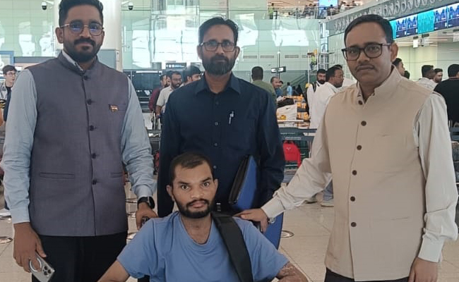 മിസൈൽ അവശിഷ്ടം പതിച്ച് ഗുരുതരാവസ്ഥയിലായ യു.പി. സ്വദേശി നാട്ടിലേക്ക് മടങ്ങി