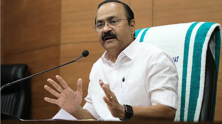 വിഴിഞ്ഞം വിവാദം: എംഎസ്‌സിയുമായുള്ള ചർച്ചകൾ മുൻ സർക്കാരിന് അറിയാമായിരുന്നു; എന്ത് തെറ്റാണ് ചെയ്തതെന്ന് മുഖ്യമന്ത്രി