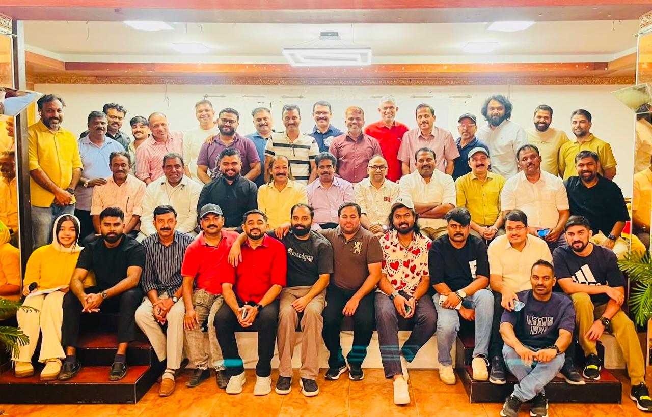 പീസ് വാലി മീഡിയ ആൻഡ് ഇൻഫ്ലുവൻസേഴ്സ് മീറ്റ് റിയാദിൽ സംഘടിപ്പിച്ചു: ജീവകാരുണ്യ ദൗത്യവുമായി പ്രവാസി കൂട്ടായ്മ ശ്രദ്ധേയമാകുന്നു